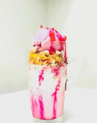 Strawberry Avil Milk
